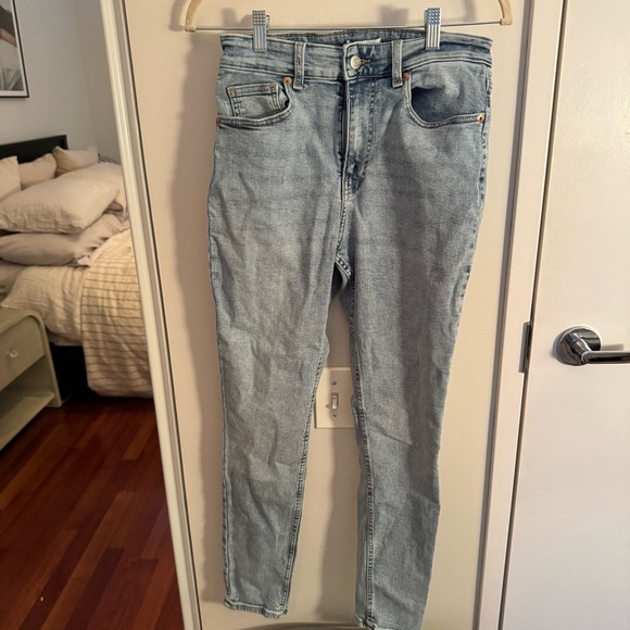 H&M HIGH RISE SKINNY LEG JEANS - Picture 5 of 9